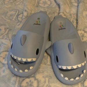 Palms Shark Slippers for Men - Light Blue